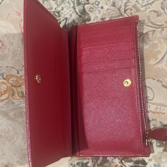 Prada double snap wallet. Deep red. Authentic - Picture 6 of 9